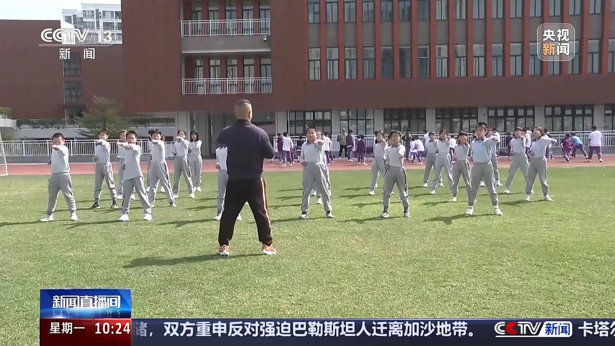 腿肌撕裂还