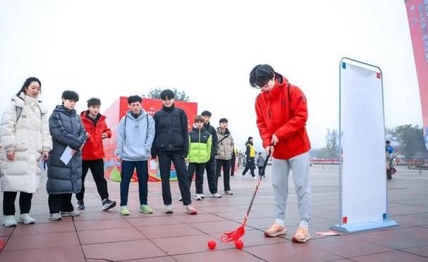 仅为俱乐部